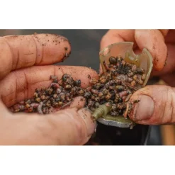 Guru Maggot Feeder -Savage Gear shop 6 1 28.jpg