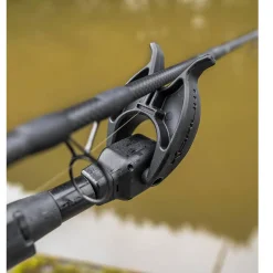 Korum Angle Tilt Compact Rest -Savage Gear shop 71219.jpg