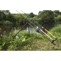 Korum River Tripod -Savage Gear shop k0360017 river tripod 3.jpg