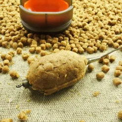 Orange Arc Flat Feeder -Savage Gear shop method arc flat.3 2 600x600.jpg