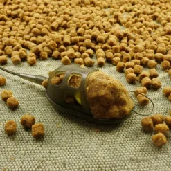 Orange Hand Flat Feeder -Savage Gear shop method hand flat.3 600x600.jpg