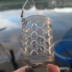 Preston Hexmesh Plastic Bullet Feeder -Savage Gear shop preston hexmesh plastic bullet feeder.jpg